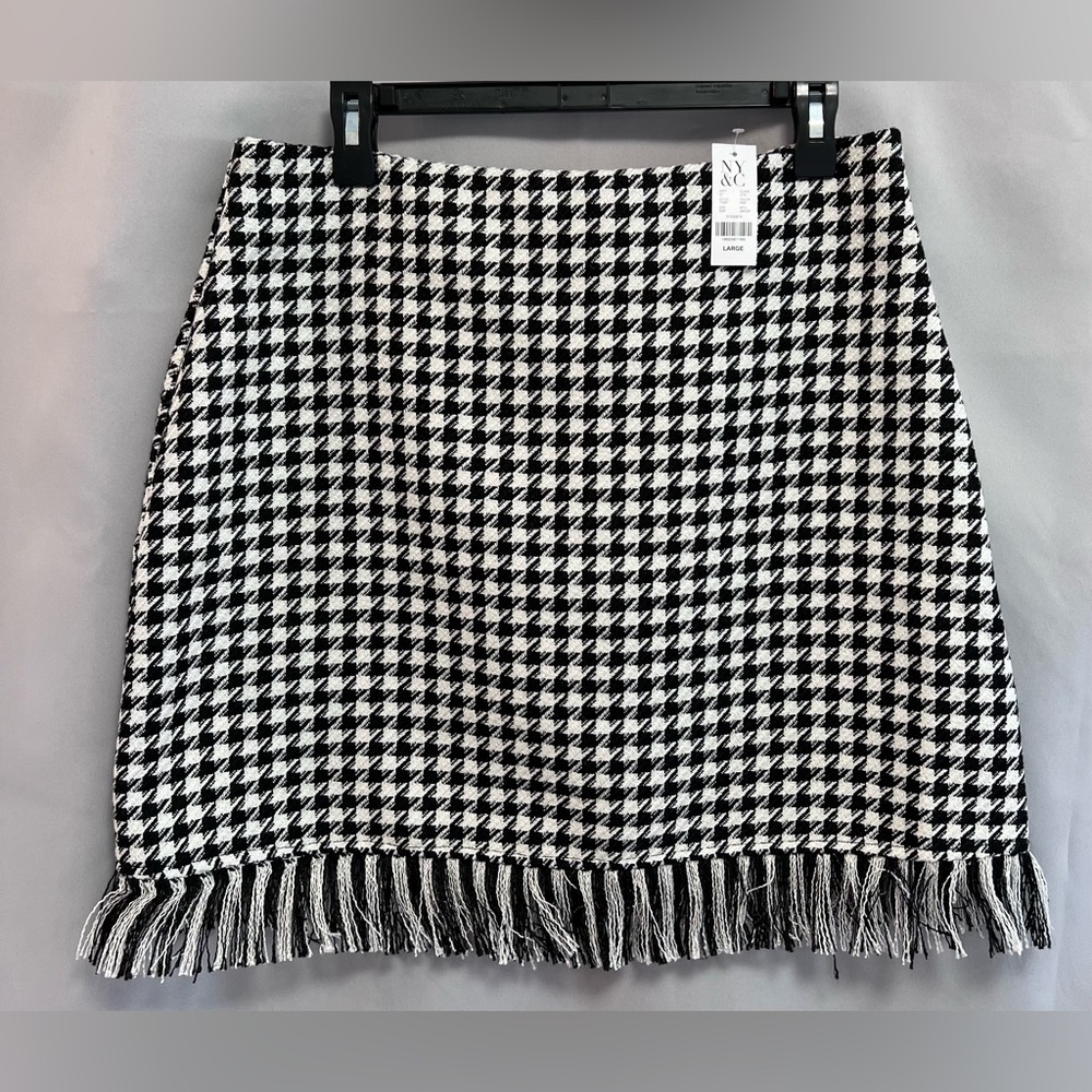 NWT! New York & Company Plaid‎ Black White Skirt Size Large Women’s
